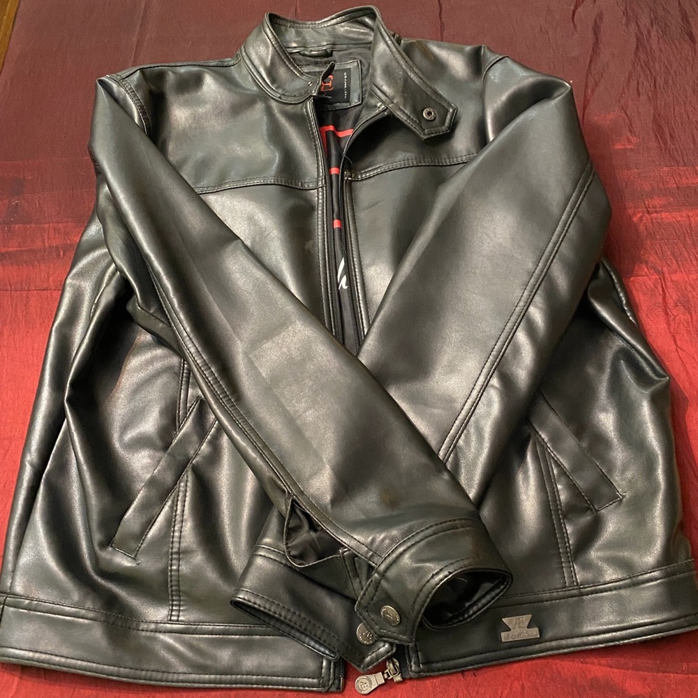 Like New Mens Italian Leather Jacket